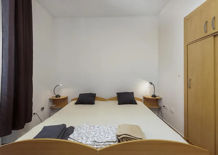 Amazing In With Wifi Apartment Rijeka